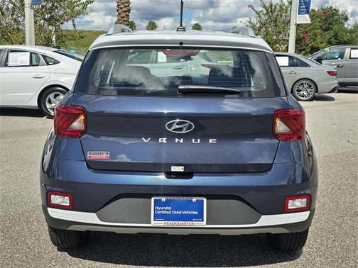 2025 Hyundai VENUE Limited
