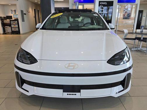 2025 Hyundai IONIQ 6 Limited