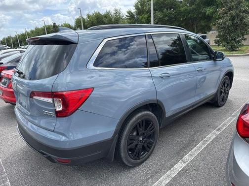 Sonic Gray Pearl 2022 Honda Pilot AWD Special Edition