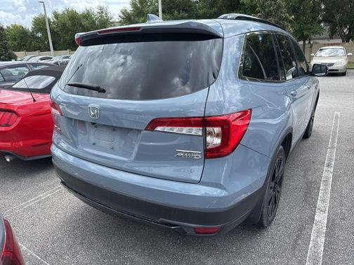 Sonic Gray Pearl 2022 Honda Pilot AWD Special Edition