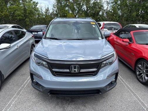 Sonic Gray Pearl 2022 Honda Pilot AWD Special Edition