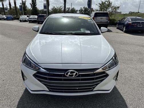2020 Hyundai ELANTRA SEL