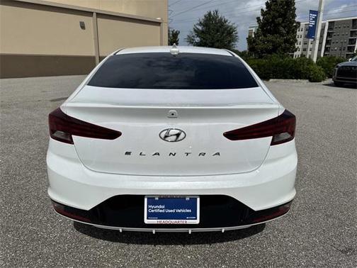 2020 Hyundai ELANTRA SEL