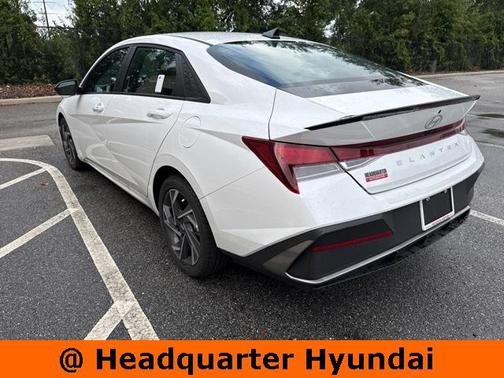 2025 Hyundai ELANTRA Sport