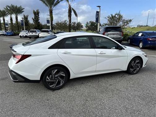 2025 Hyundai ELANTRA Sport