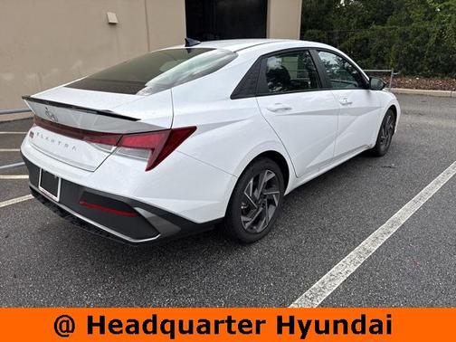 2025 Hyundai ELANTRA Sport