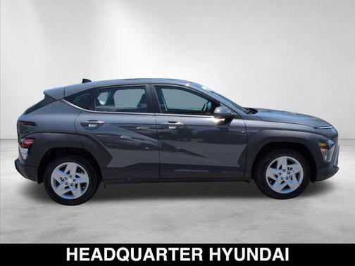 Ecotronic Gray Pearl 2026 Hyundai KONA SE