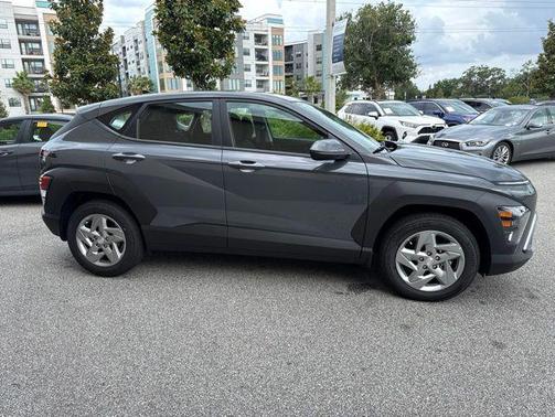 Ecotronic Gray Pearl 2026 Hyundai KONA SE