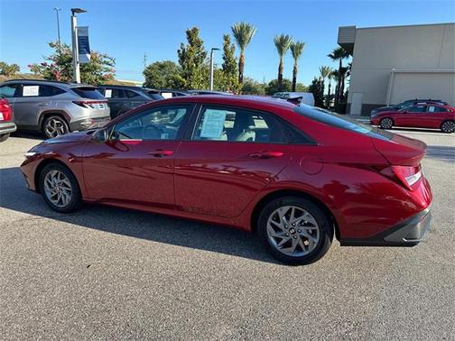 2024 Hyundai ELANTRA HEV Blue
