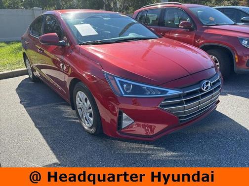 2019 Hyundai ELANTRA SE