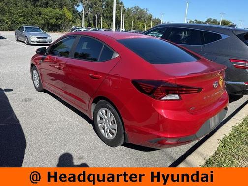 2019 Hyundai ELANTRA SE