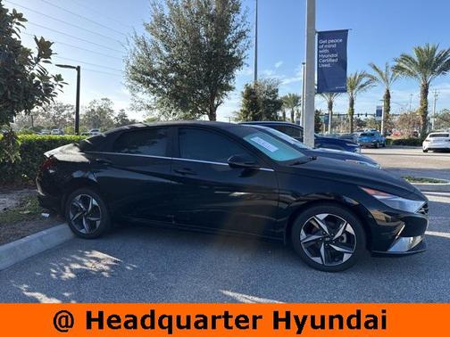 2022 Hyundai ELANTRA SEL
