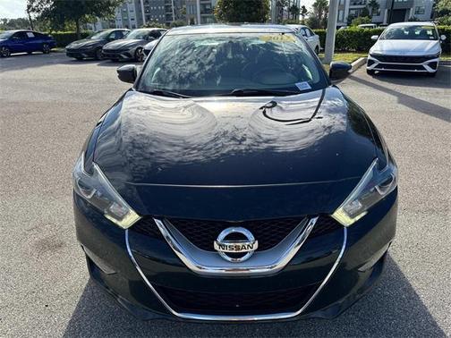 2017 Nissan Maxima 3.5 SR