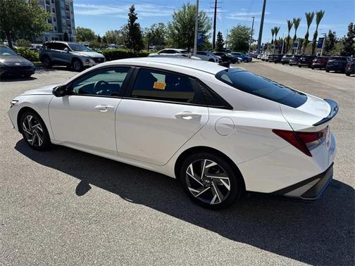 2025 Hyundai ELANTRA Sport