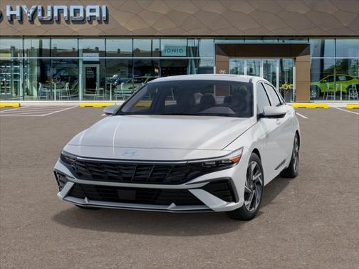 2025 Hyundai ELANTRA SEL
