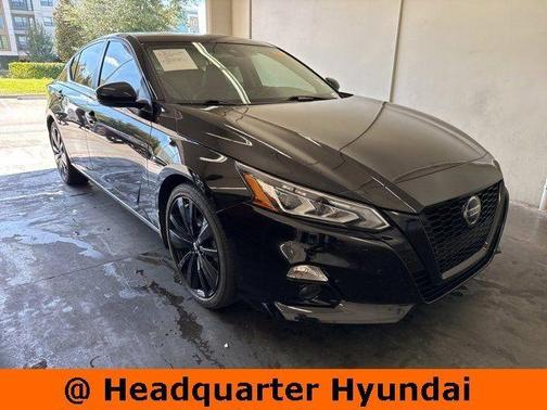 2022 Nissan Altima SR FWD