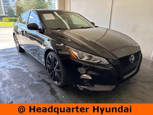 2022 Nissan Altima SR FWD