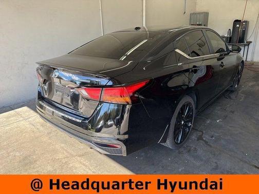 2022 Nissan Altima SR FWD