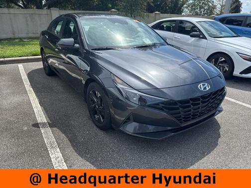 2021 Hyundai ELANTRA SEL