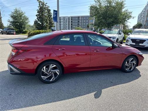 2025 Hyundai ELANTRA Sport