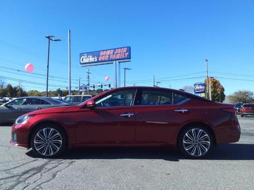 2023 Nissan Altima 2.5 SL