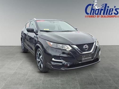 2022 Nissan Rogue Sport SL