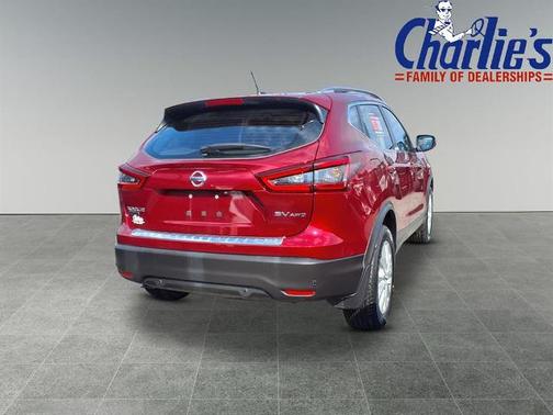 2022 Nissan Rogue Sport SV