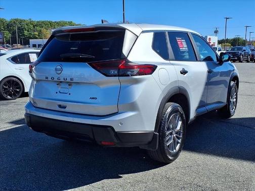 2025 Nissan Rogue S