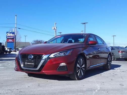2022 Nissan Altima 2.5 SV