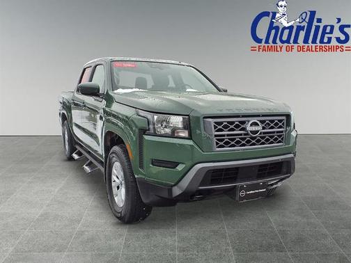 2024 Nissan Frontier SV