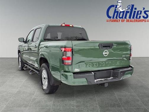 2024 Nissan Frontier SV