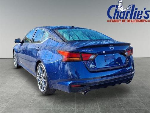 2024 Nissan Altima 2.0 SR