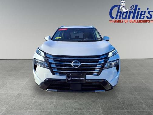 2025 Nissan Rogue Platinum