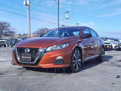 2022 Nissan Altima 2.5 SR