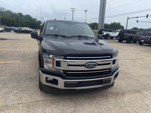 SHADOW BLACK 2018 Ford F-150 XLT