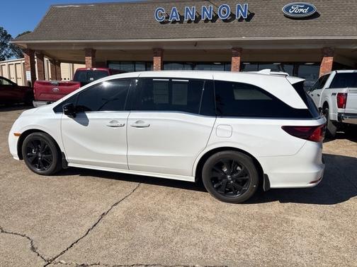 2024 Honda Odyssey SPORT