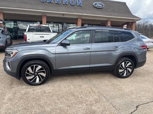 2024 Volkswagen Atlas 2.0T SE