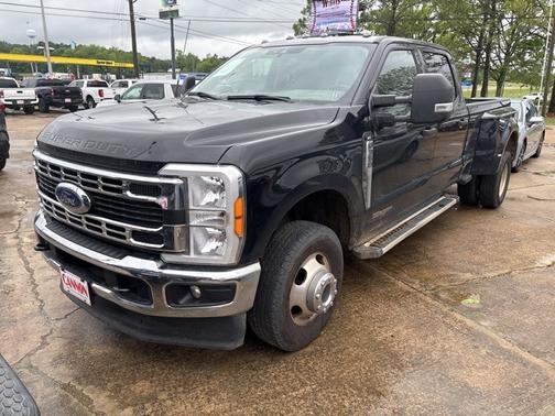 2023 Ford F-350 XLT