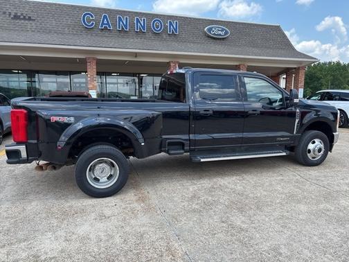 2023 Ford F-350 XLT