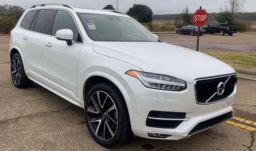 2019 Volvo XC90 T6 MOMENTUM