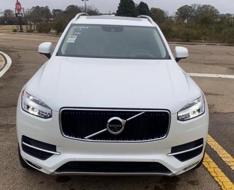 2019 Volvo XC90 T6 MOMENTUM