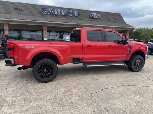 2023 Ford F-350 LARIAT SUPER DUTY