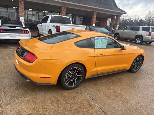 2022 Ford Mustang ECOBOOST PREMIUM