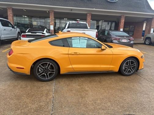 2022 Ford Mustang ECOBOOST PREMIUM