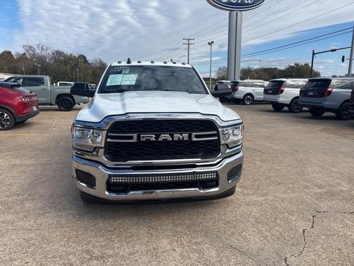 2022 RAM 3500 TRADESMAN