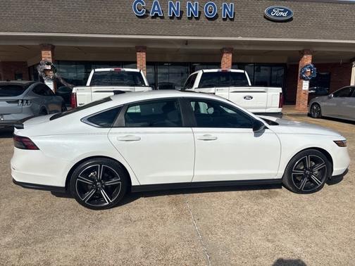 2024 Honda Accord SPORT