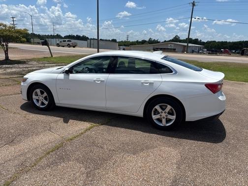 2024 Chevrolet Malibu LT W/1LT