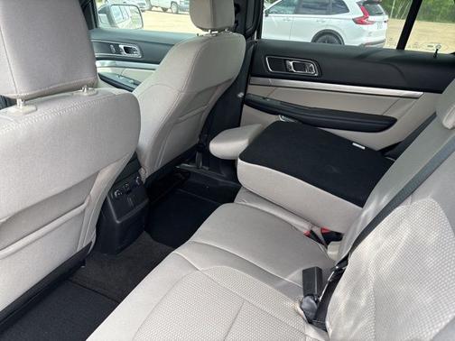 PLATINUM DUNE MET TRI-COAT 2018 Ford Explorer XLT