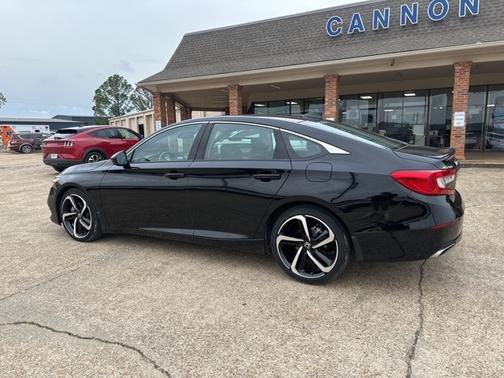 2022 Honda Accord SPORT SE