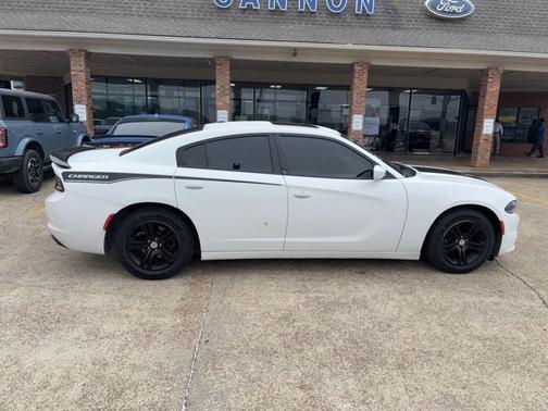White Knuckle Clearcoat 2020 Dodge Charger SXT
